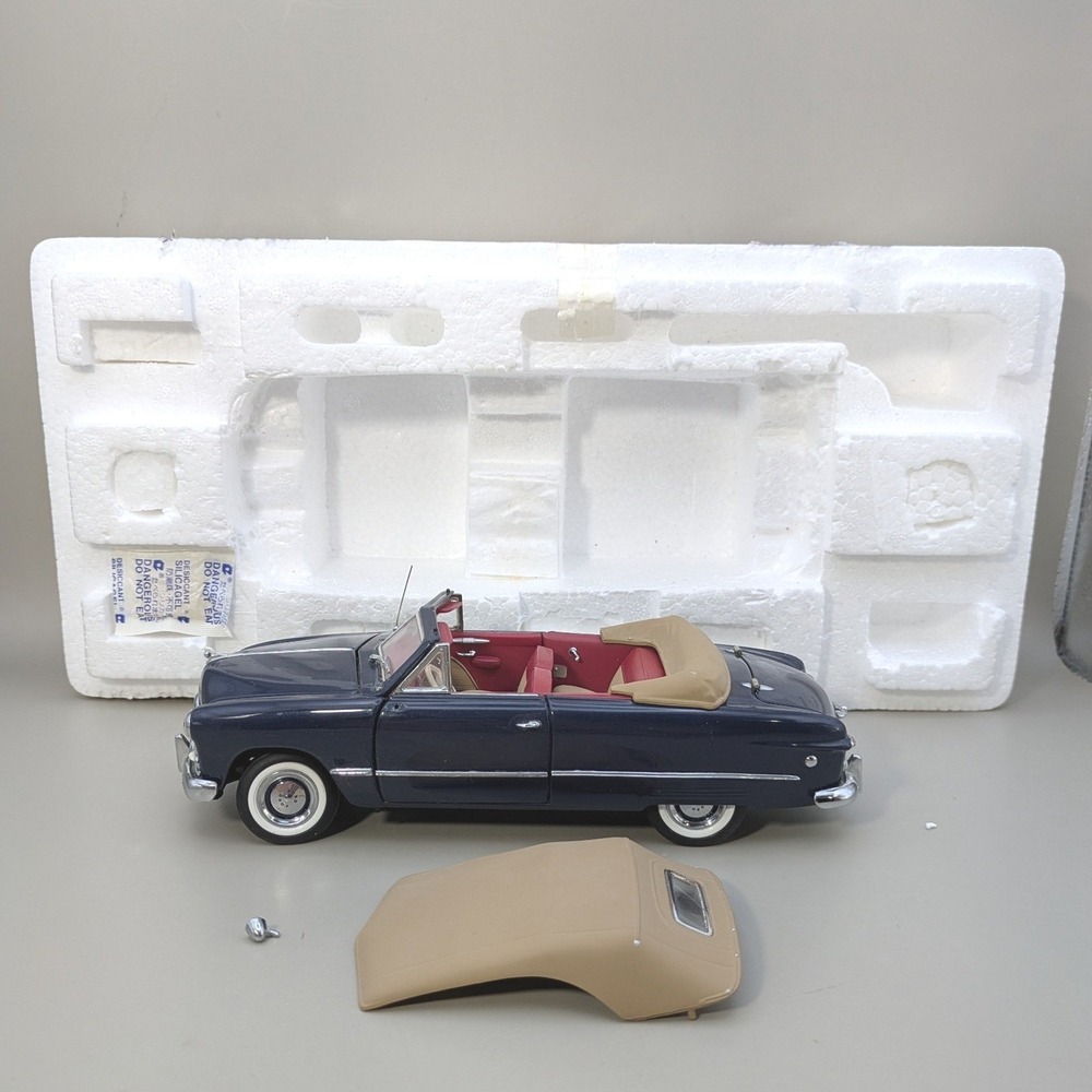 Franklin Mint 1:24 1949 Ford Custom Convertible Blue w Hardtop Styrofoam DAMAGED